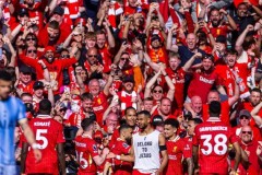 英超下半程激战正酣：利物浦领跑，阿森纳困境，黑马球队搅局